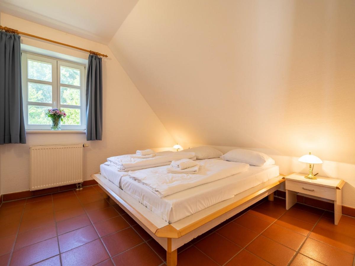 Feriendorf Rugana - Klassik Appartement Mit 1 Schlafzimmer B21 Dranske Kültér fotó